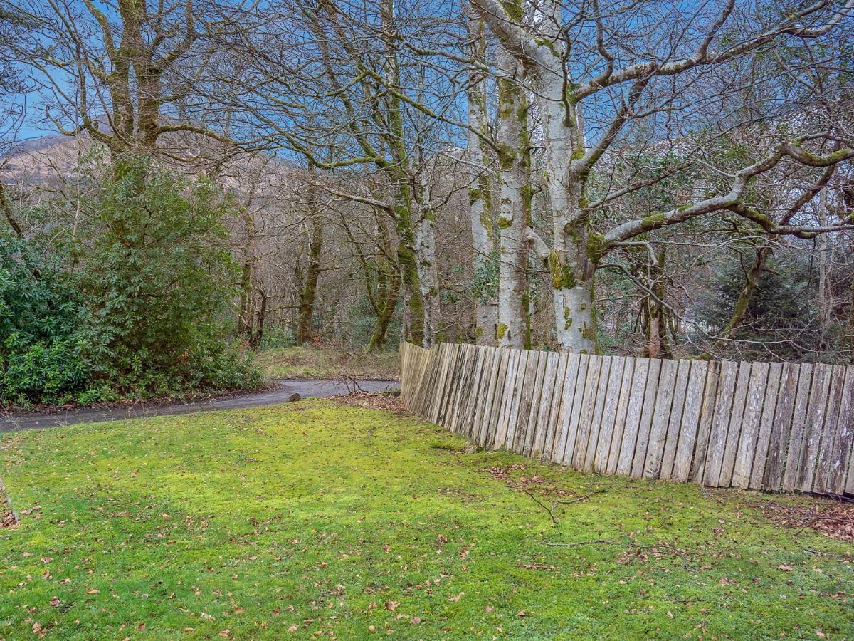 Cheerful Stays: 4 Bedroom Cottage In Arrochar Luaran gambar