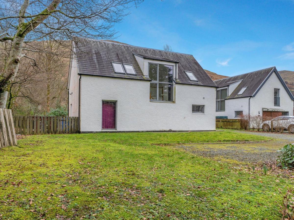 Cheerful Stays: 4 Bedroom Cottage In Arrochar Luaran gambar